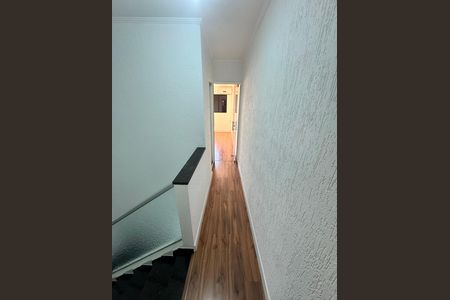 Casa de condomínio para alugar com 72m², 2 quartos e 1 vaga Casa de condomínio para alugar com 72m², 2 quartos e 1 vagaCorredor