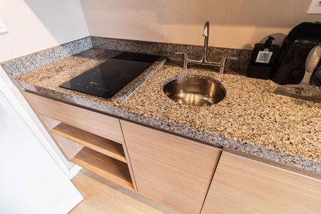 Cozinha de kitnet/studio para alugar com 0 quarto, 24m² em Vila Mariana, São Paulo