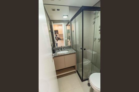 Banheiro de kitnet/studio para alugar com 0 quarto, 24m² em Vila Mariana, São Paulo