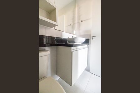 Apartamento à venda com 69m², 2 quartos e 1 vaga Apartamento à venda com 69m², 2 quartos e 1 vagaBanheiro