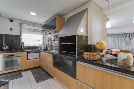 Apartamento à venda com 105m², 3 quartos e 2 vagasCozinha e Área de Serviço