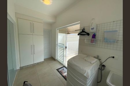 Área de Serviço de casa de condomínio à venda com 4 quartos, 340m² em Loteamento Alphaville Campinas, Campinas