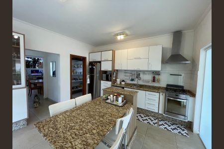 Cozinha de casa de condomínio à venda com 4 quartos, 340m² em Loteamento Alphaville Campinas, Campinas