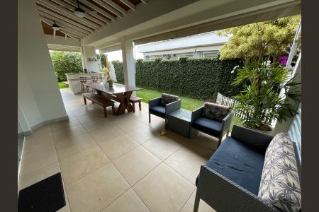 Varanda de casa de condomínio à venda com 4 quartos, 340m² em Loteamento Alphaville Campinas, Campinas