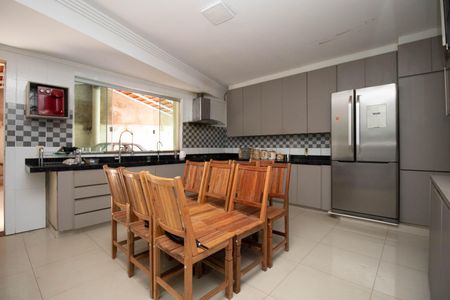 Cozinha de casa para alugar com 5 quartos, 964m² em Colônia Agrícola Samambaia, Brasília