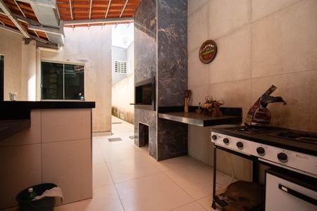 Churrasqueira de casa para alugar com 5 quartos, 964m² em Colônia Agrícola Samambaia, Brasília