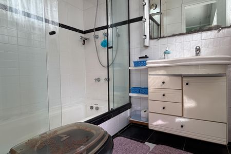 Apartamento para alugar com 220m², 4 quartos e 1 vagaBanheiro da Suíte 2