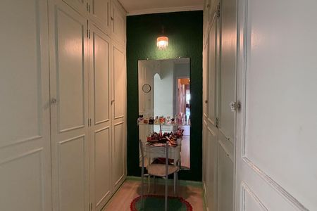 Apartamento para alugar com 220m², 4 quartos e 1 vagaCloset da Suíte 3