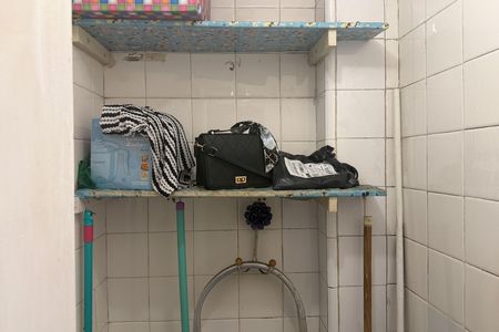 Apartamento para alugar com 220m², 4 quartos e 1 vagaBanheiro de Serviço