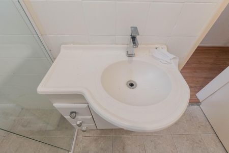 Studio para alugar com 45m², 1 quarto e sem vaga Studio para alugar com 45m², 1 quarto e sem vagaBanheiro