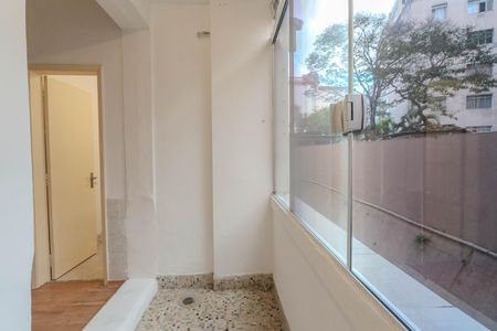 Studio para alugar com 45m², 1 quarto e sem vaga Studio para alugar com 45m², 1 quarto e sem vagaVaranda do studio