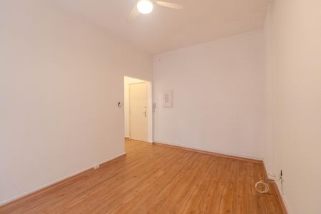 Studio para alugar com 45m², 1 quarto e sem vaga Studio para alugar com 45m², 1 quarto e sem vagaStudio