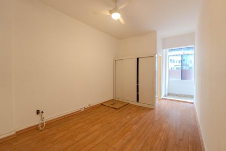 Studio para alugar com 45m², 1 quarto e sem vaga Studio para alugar com 45m², 1 quarto e sem vagaStudio