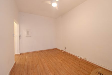 Studio para alugar com 45m², 1 quarto e sem vaga Studio para alugar com 45m², 1 quarto e sem vagaStudio