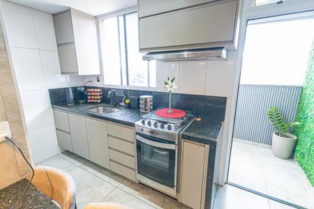 sala / cozinha americana de apartamento à venda com 2 quartos, 86m² em Candelária, Belo Horizonte