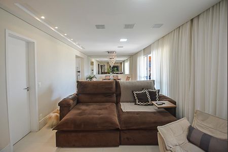 Apartamento para alugar com 123m², 3 quartos e 2 vagasSala