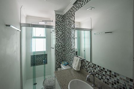 Apartamento para alugar com 123m², 3 quartos e 2 vagasBanheiro