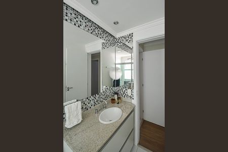 Apartamento para alugar com 123m², 3 quartos e 2 vagasBanheiro