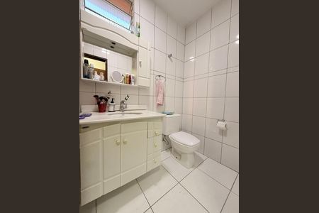 Casa à venda com 186m², 3 quartos e 5 vagasBanheiro da Suíte