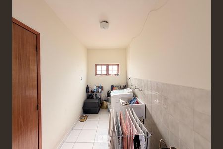 Casa à venda com 186m², 3 quartos e 5 vagasÁrea de Serviço