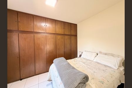 Casa à venda com 186m², 3 quartos e 5 vagasSuíte