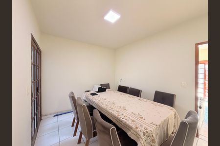Casa à venda com 186m², 3 quartos e 5 vagasSala de Jantar