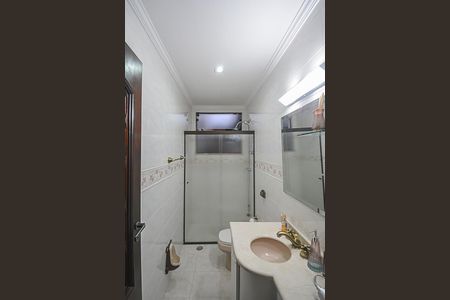 Casa à venda com 184m², 3 quartos e 3 vagas Casa à venda com 184m², 3 quartos e 3 vagasBanheiro