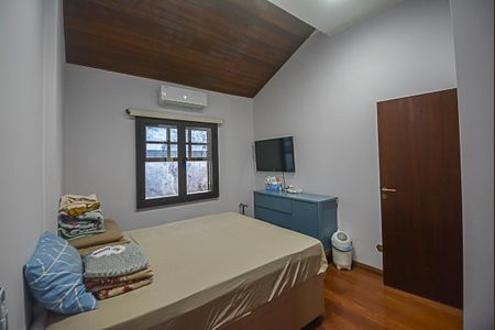 Casa à venda com 184m², 3 quartos e 3 vagas Casa à venda com 184m², 3 quartos e 3 vagasQuarto Suíte