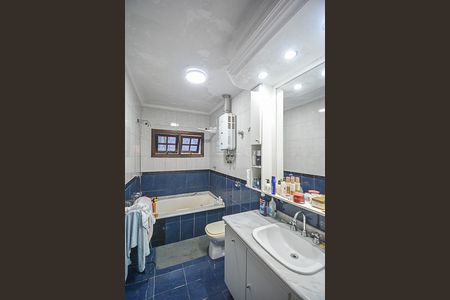 Banheiro da Suíte de casa à venda com 3 quartos, 184m² em Vila Marininha, São Bernardo do Campo