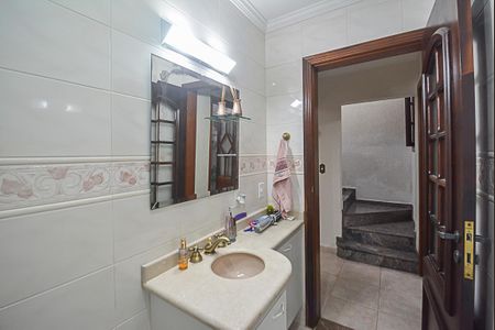 Casa à venda com 184m², 3 quartos e 3 vagas Casa à venda com 184m², 3 quartos e 3 vagasBanheiro