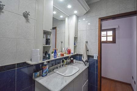 Casa à venda com 184m², 3 quartos e 3 vagas Casa à venda com 184m², 3 quartos e 3 vagasBanheiro da Suíte