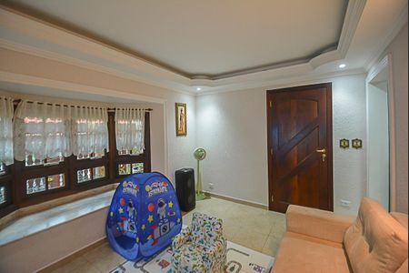 Casa à venda com 184m², 3 quartos e 3 vagas Casa à venda com 184m², 3 quartos e 3 vagasSala