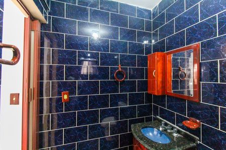Casa para alugar com 250m², 2 quartos e sem vaga Casa para alugar com 250m², 2 quartos e sem vagaBanheiro da Suíte