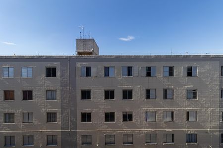 Vista Quarto 1 de casa para alugar com 2 quartos, 57m² em Conjunto Residencial José Bonifácio, São Paulo