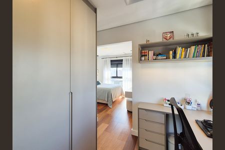 Apartamento à venda com 122m², 2 quartos e 2 vagas Apartamento à venda com 122m², 2 quartos e 2 vagasSuíte 2