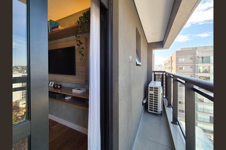 Apartamento à venda com 122m², 2 quartos e 2 vagas Apartamento à venda com 122m², 2 quartos e 2 vagasVaranda da Suíte 1
