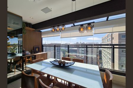 Apartamento à venda com 122m², 2 quartos e 2 vagas Apartamento à venda com 122m², 2 quartos e 2 vagasVaranda 1