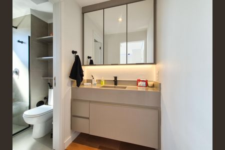 Apartamento à venda com 122m², 2 quartos e 2 vagas Apartamento à venda com 122m², 2 quartos e 2 vagasBanheiro da Suíte 2