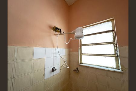 Banheiro de casa para alugar com 1 quarto, 38m² em Pavuna, Nilópolis