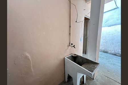 Casa para alugar com 38m², 1 quarto e sem vagaÁrea de Serviço
