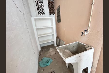 Área de Serviço de casa para alugar com 1 quarto, 38m² em Pavuna, Nilópolis