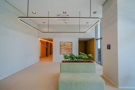 Studio para alugar com 25m², 1 quarto e sem vaga Studio para alugar com 25m², 1 quarto e sem vagaHall de entrada