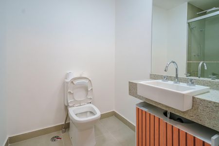 Studio para alugar com 25m², 1 quarto e sem vaga Studio para alugar com 25m², 1 quarto e sem vagaBanheiro