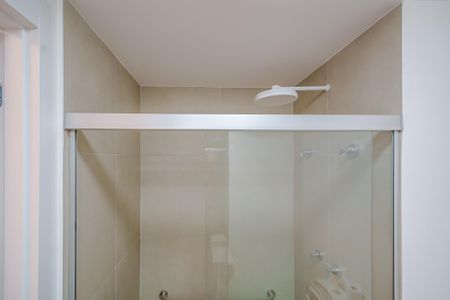 Banheiro de kitnet/studio para alugar com 1 quarto, 25m² em Butantã, São Paulo