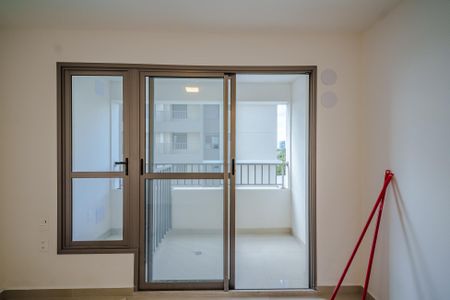 Studio para alugar com 25m², 1 quarto e sem vaga Studio para alugar com 25m², 1 quarto e sem vagaVaranda