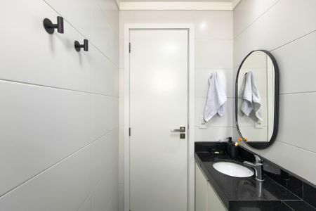 Apartamento para alugar com 83m², 2 quartos e 1 vaga Apartamento para alugar com 83m², 2 quartos e 1 vagaBanheiro da Suíte 2
