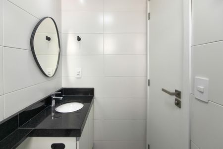 Apartamento para alugar com 83m², 2 quartos e 1 vaga Apartamento para alugar com 83m², 2 quartos e 1 vagaBanheiro da Suíte 1