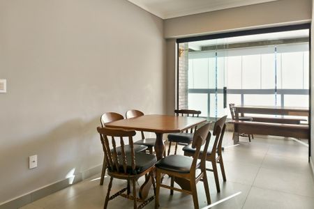 Apartamento para alugar com 83m², 2 quartos e 1 vaga Apartamento para alugar com 83m², 2 quartos e 1 vagaSala