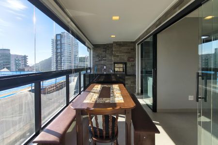 Apartamento para alugar com 83m², 2 quartos e 1 vaga Apartamento para alugar com 83m², 2 quartos e 1 vagaSacada