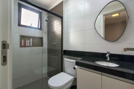 Apartamento para alugar com 83m², 2 quartos e 1 vaga Apartamento para alugar com 83m², 2 quartos e 1 vagaBanheiro da Suíte 1